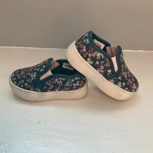 Toddler Slip-on Sneaker Floral Size 4